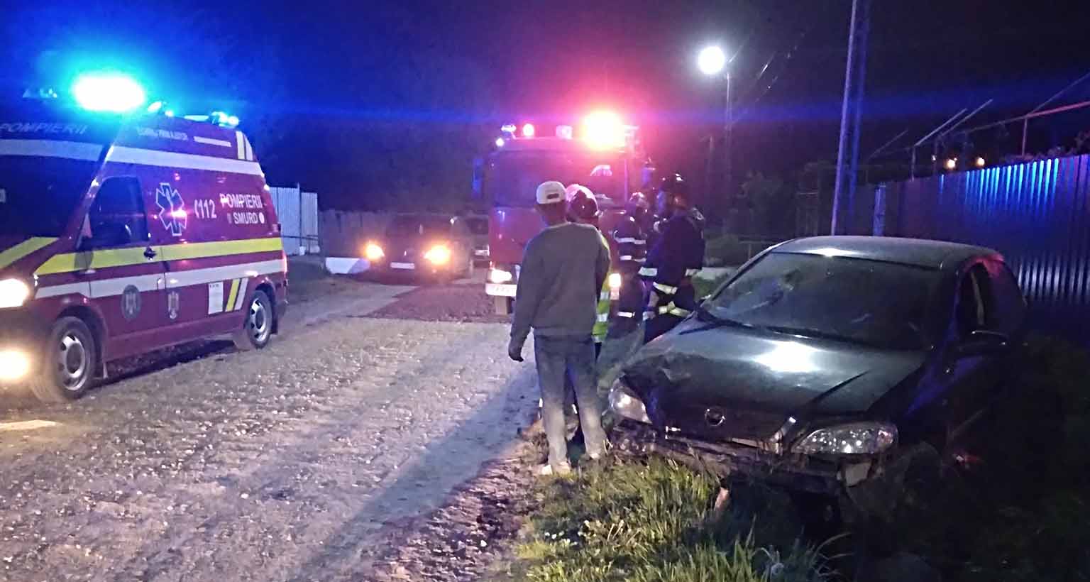 Un sătmărean și-a lăsat mașina în fața casei și i-a distrus-o un șofer beat