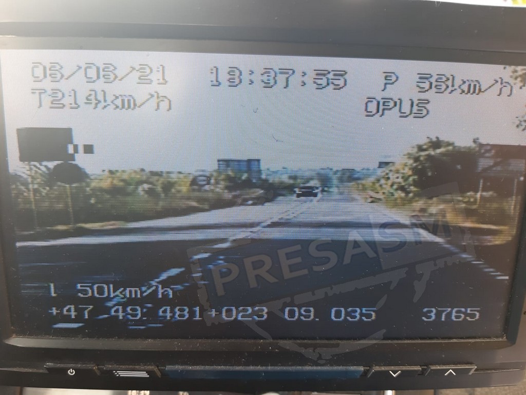 Beletaposott a gázba: 214 km/órával repült Sárköz és Józsefháza között