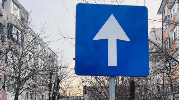 HARTĂ. Noi sensuri unice în Micro 17. Șoferii, rugați să respecte indicatoarele