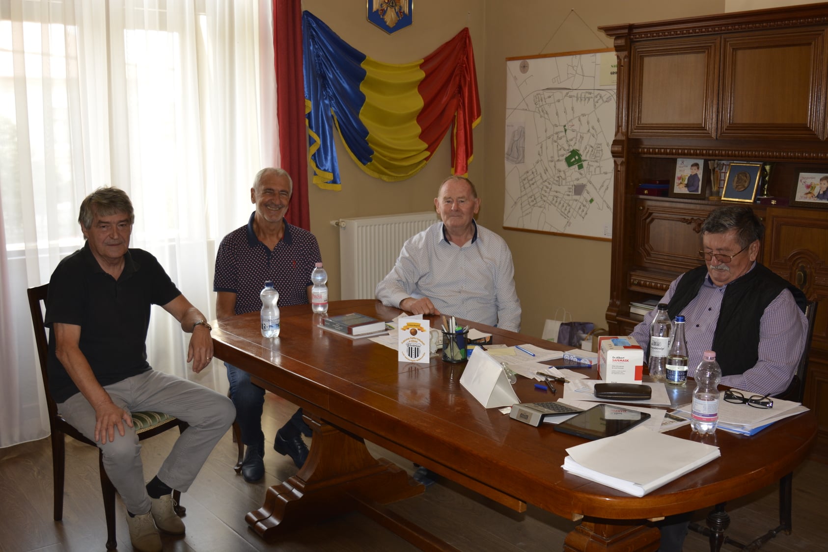 FOTÓ. Régi idők focija Nagykárolyban