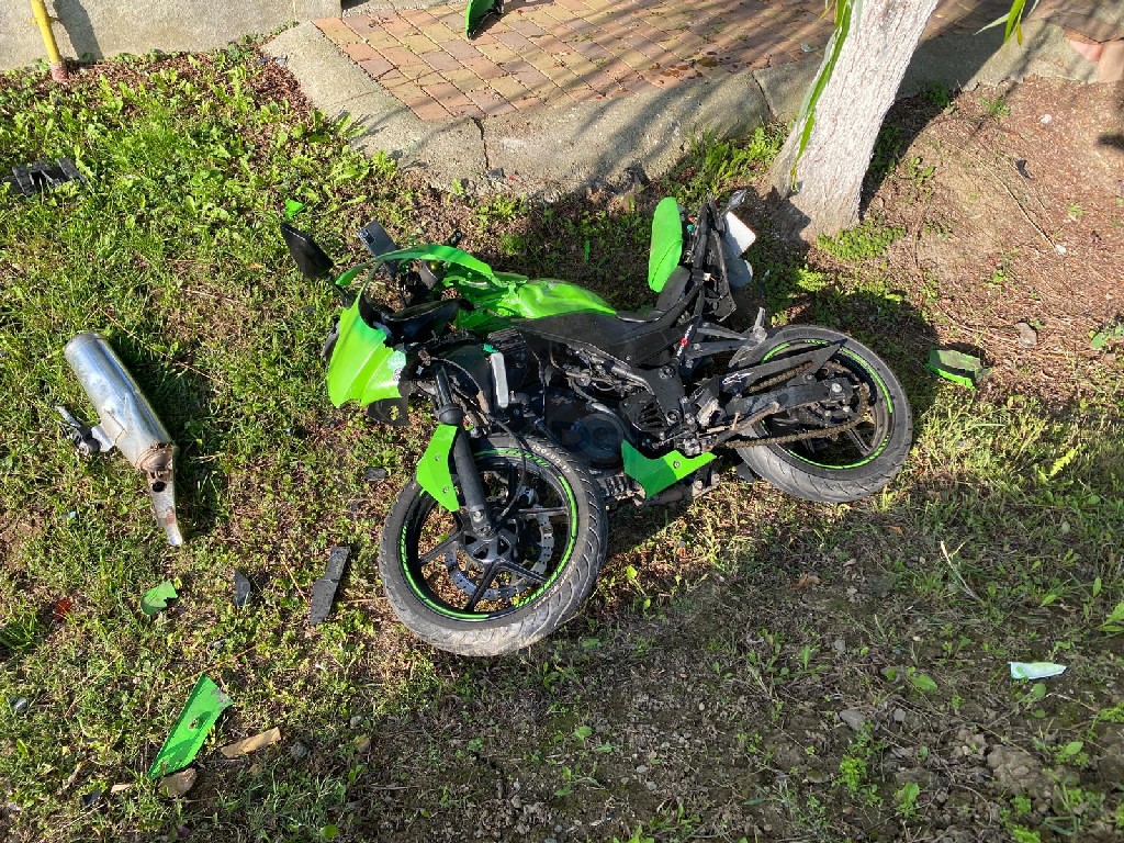 Accident în județul Satu Mare. Lovit de mașină, un negreștean pe motociclu are acum și el un dosar penal
