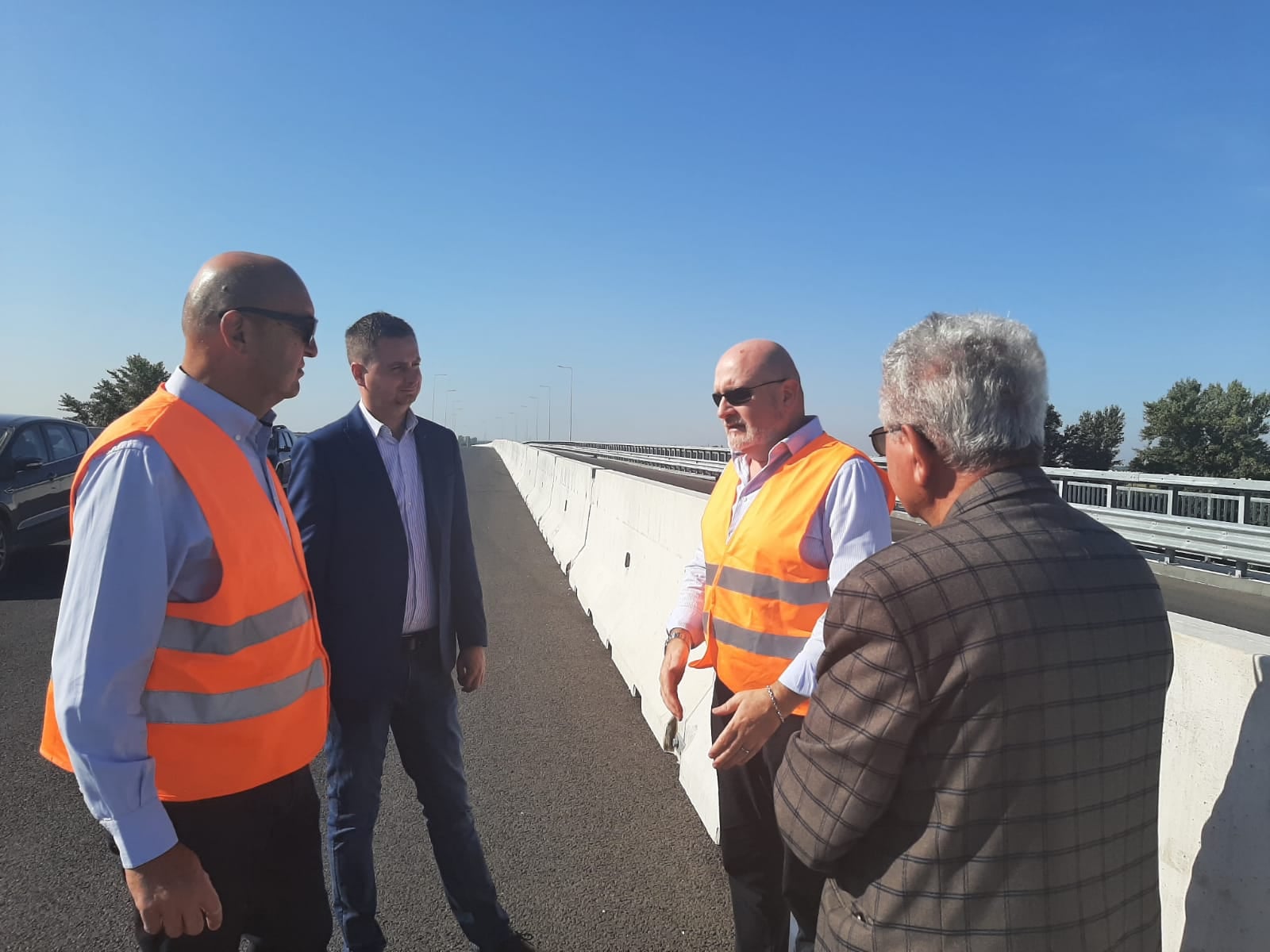 FOTO. Október 15–éig átadják a körgyűrű szakaszát és hídját