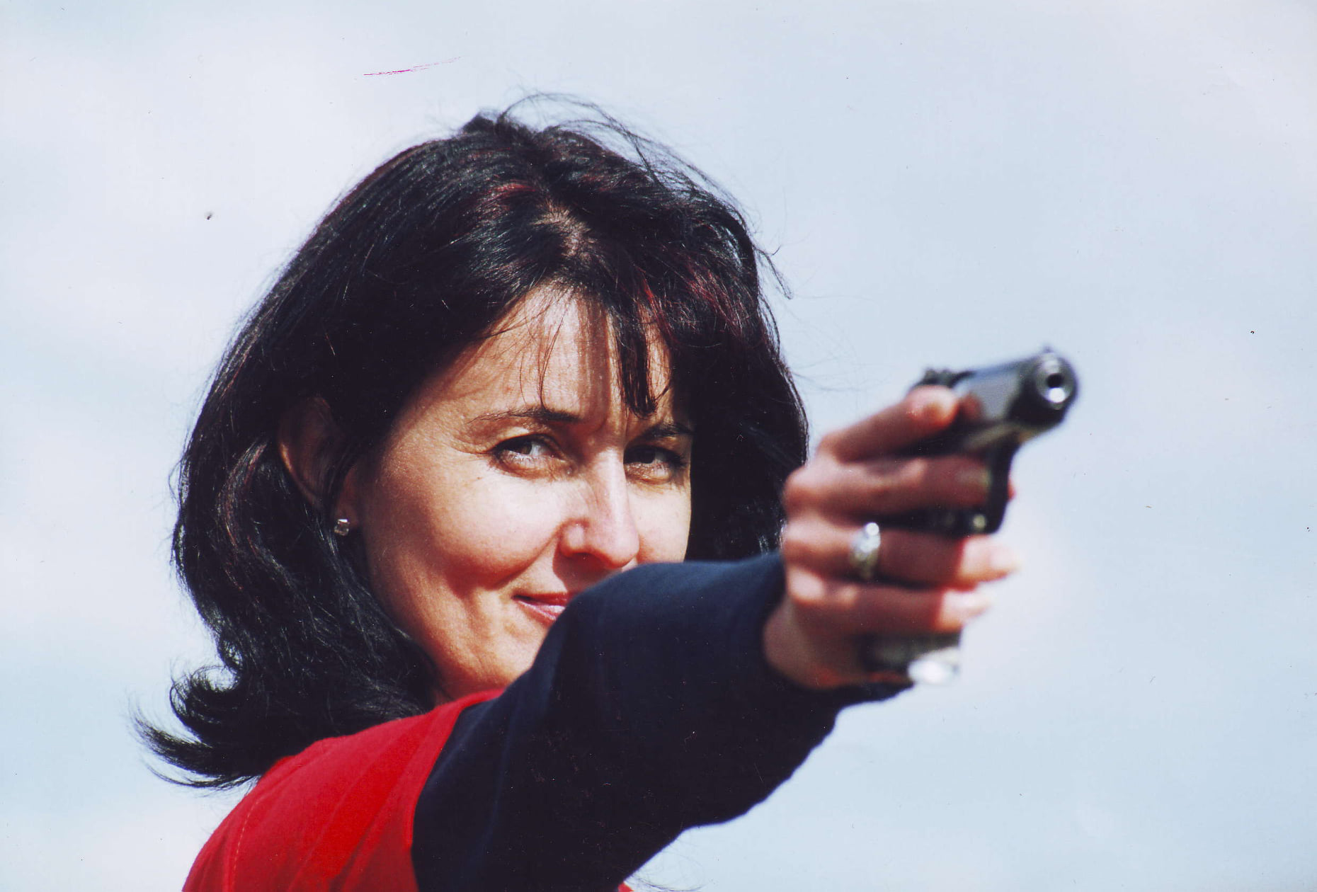 FOTO. O jandarmeriță din Satu Mare, cea mai bună pistolară din România, s-a retras din activitate