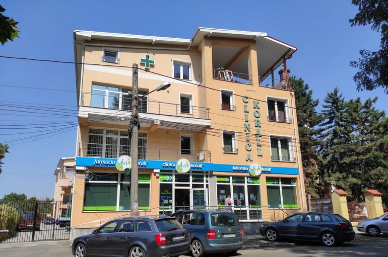 Laboratoarele Clinicii Korall din Sau Mare și Carei efectuează teste COVID și sâmbăta