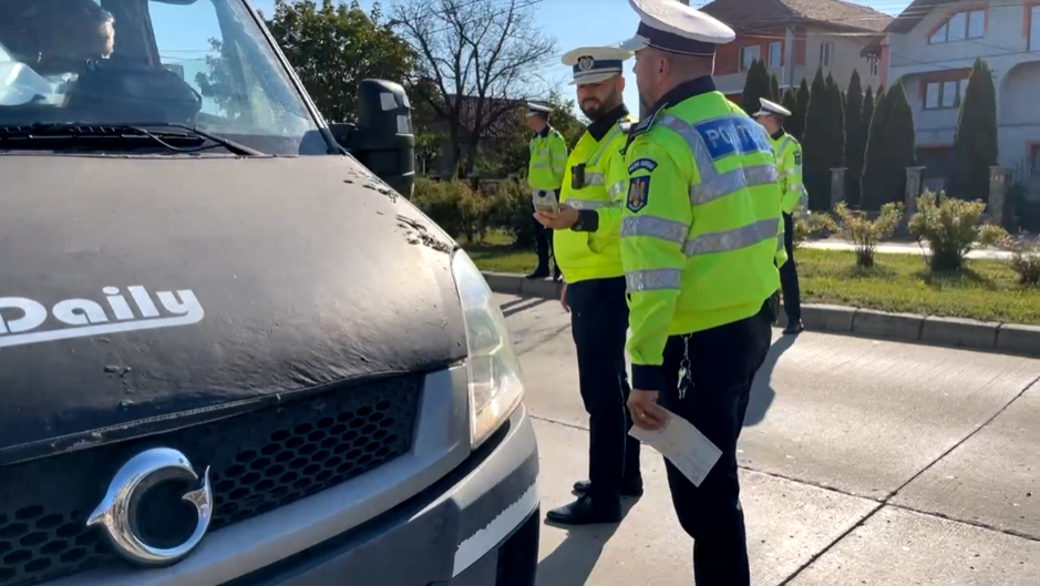 Polițiștii sătmăreni, cu ochii pe șoferii profesioniști. I-au prins că "măsluiau" timpii de condus