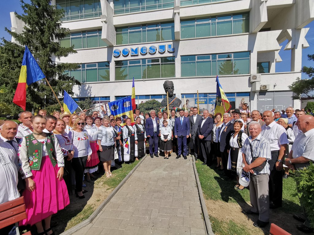 FOTO/VIDEO. Tulnicele au cucerit centrul Sătmarului! Moții l-au comemorat pe Avram Iancu
