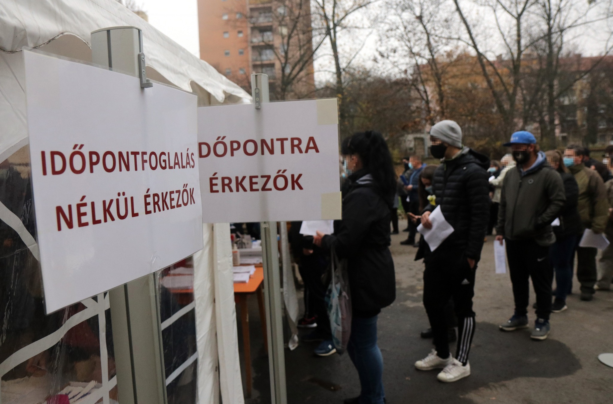 Ungaria a eliminat aproape toate restricțiile împotriva COVID-19