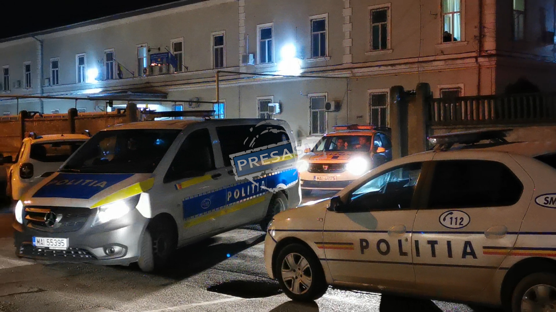 FOTOGALERIE. Droguri și sute de mii de euro falși în Satu Mare. Un traficant arestat, patru la ”domiciliu”