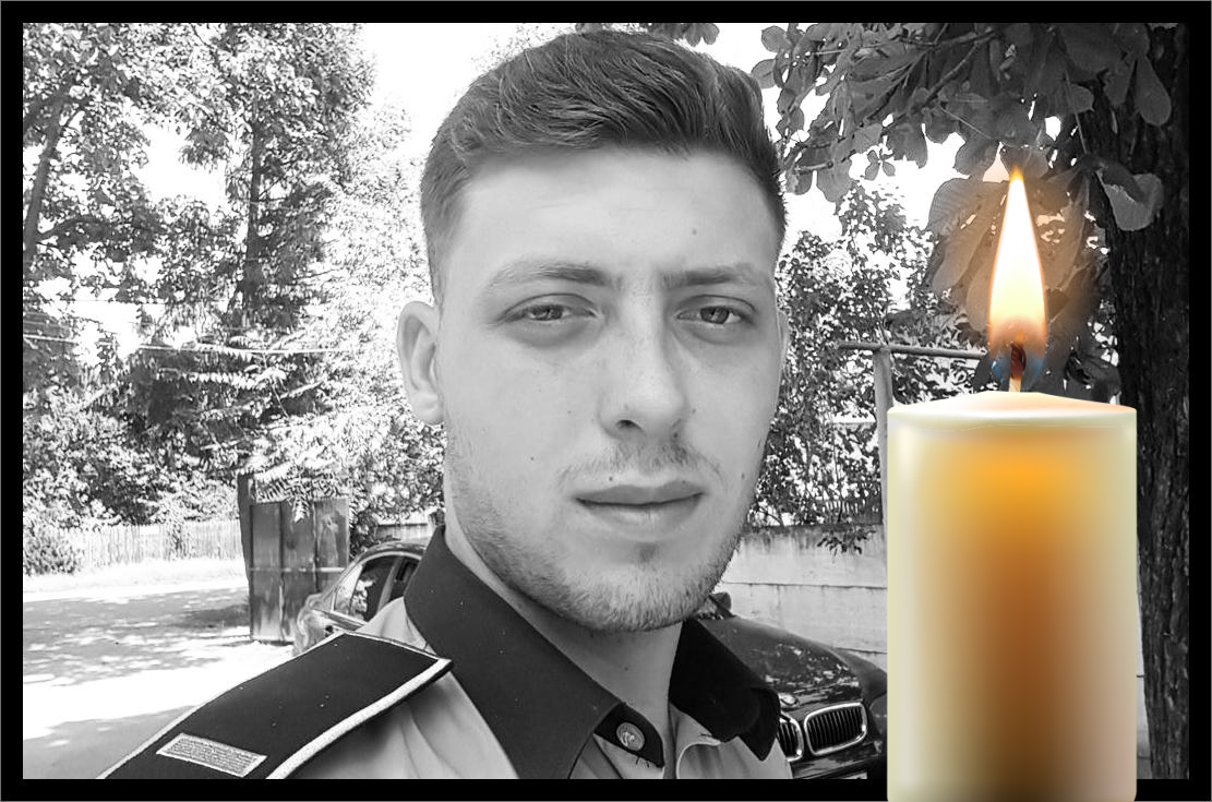 FOTO. Un tânăr polițist s-a spânzurat în curtea unui liceu. A lăsat un mesaj de adio