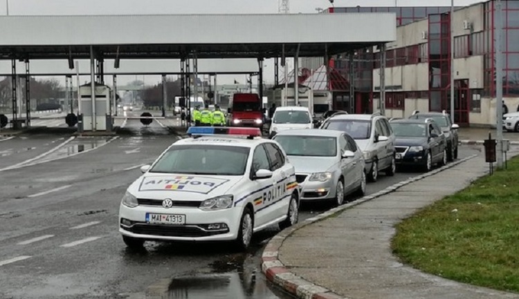 Ce ”schemă” a încercat un șofer în Vama Petea. Hocus-pocus cu o mașină ”fantomă”