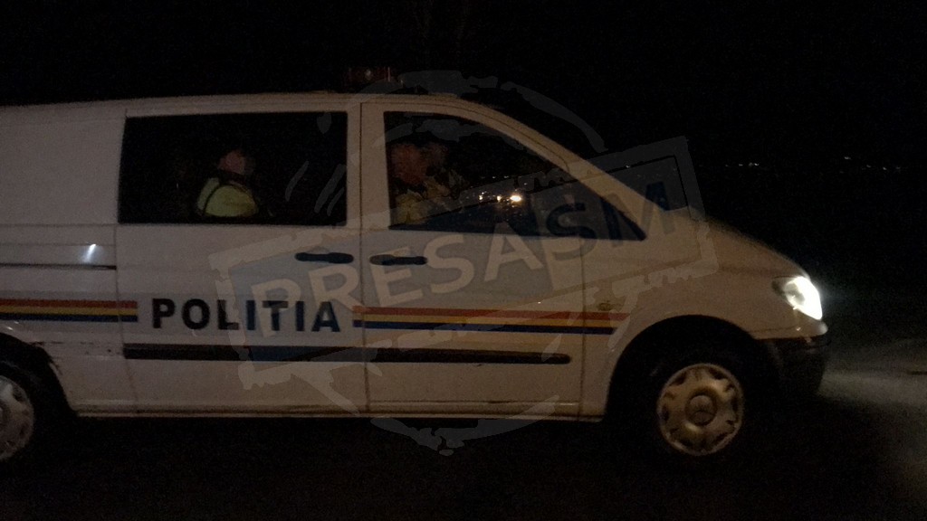 FOTO/VIDEO. Sătmăreanul care și-a înjunghiat un coleg, internat la Psihiatrie. Victima, în stare gravă la Spitalul Județean