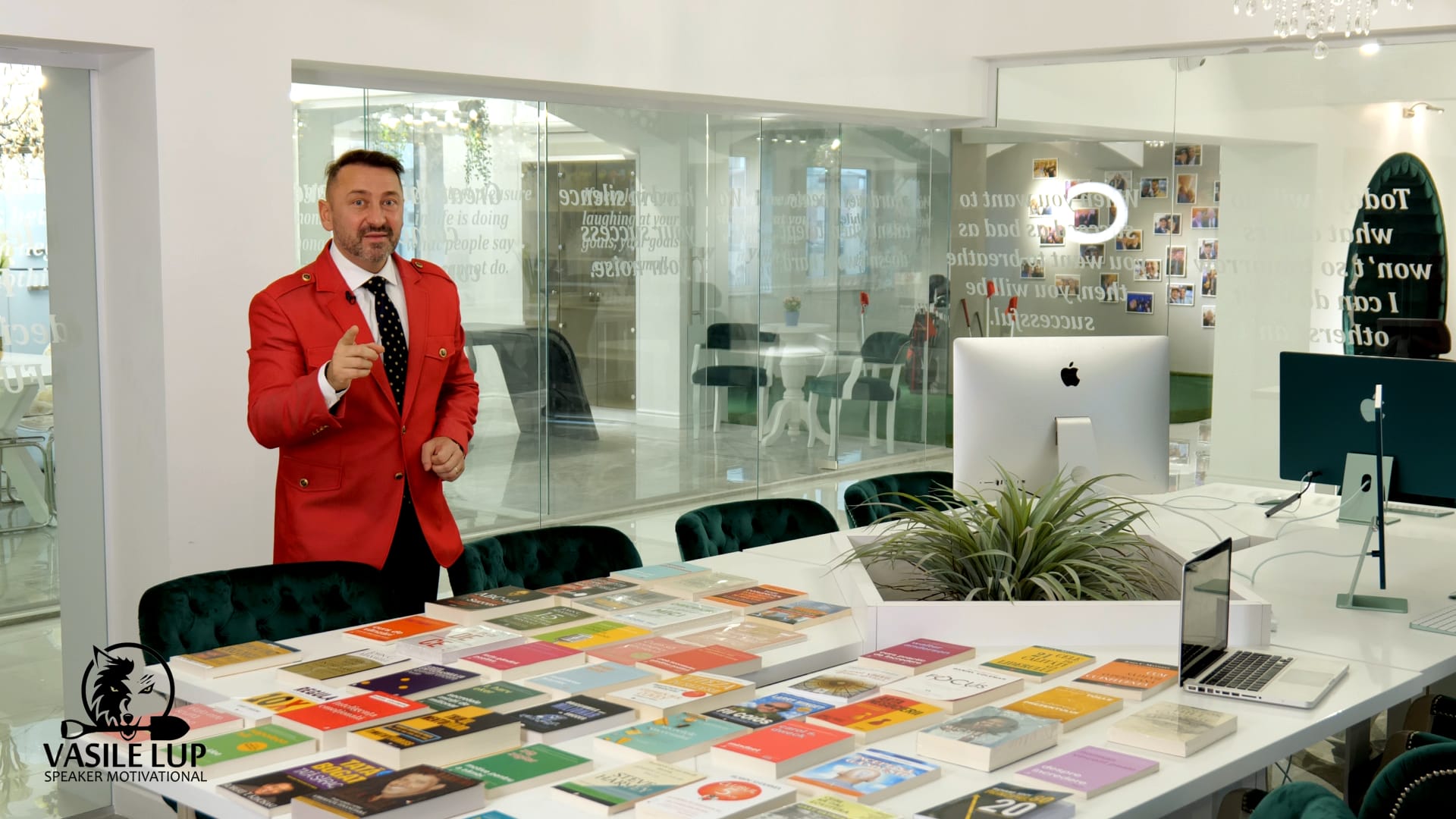 FOTO/VIDEO. De la sărăcie la succes! Speakerul motivațional Vasile Lup dezvăluie rețeta succesului și oferă un premiu consistent