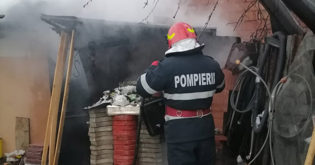 FOTO. Weekend plin pentru pompierii sătmăreni. Un nou incendiu în zona Oașului