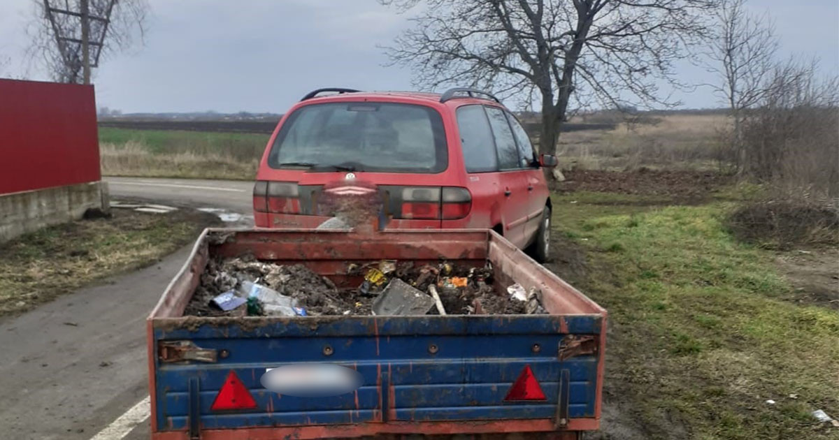 FOTO. A început marea confiscare! Sătmărenii care aruncă deșeuri pe câmp, lăsați fără mașini. Amenzi uriașe