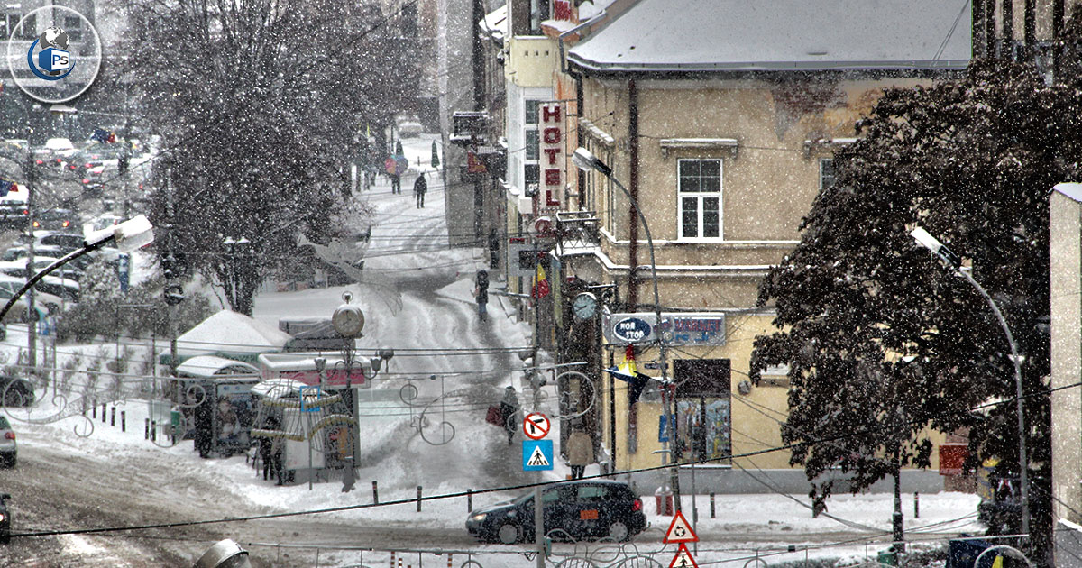 Ninsori abundente în următoarele zile la Satu Mare. Avertizarea meteorologilor
