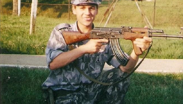 FOTO. Un sătmărean plecat în Anglia explică de ce refuză să-și apere țara în caz de război