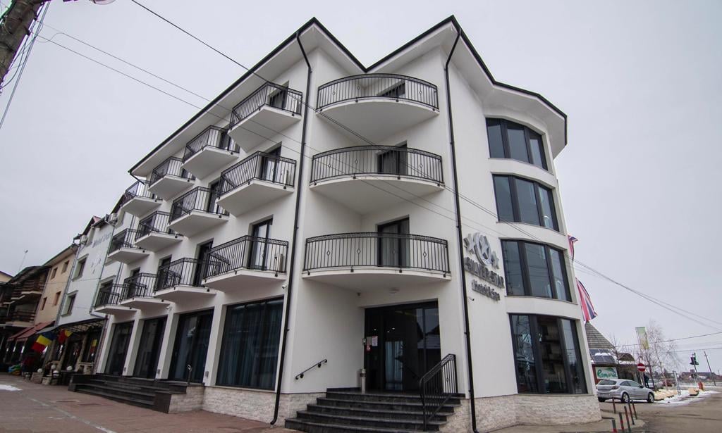 Un hotel din județ oferă gratuit cazare și masă refugiaților din Ucraina!