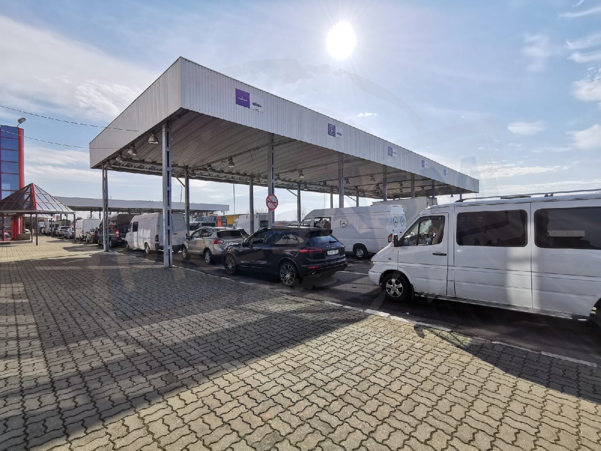 Egészségügyi ellátásra jogosultak a Romániába érkező ukrán állampolgárok