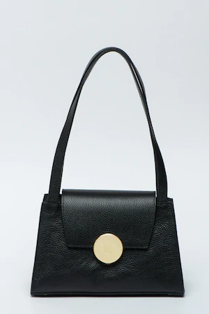 Cum să afli dacă o geantă este autentică sau falsă?