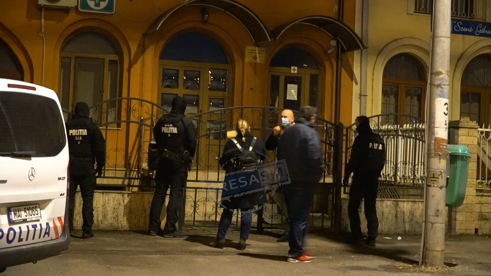 FOTO/VIDEO. Percheziții în Satu Mare. Medic suspectat că a eliberat adeverințe de vaccinare false!