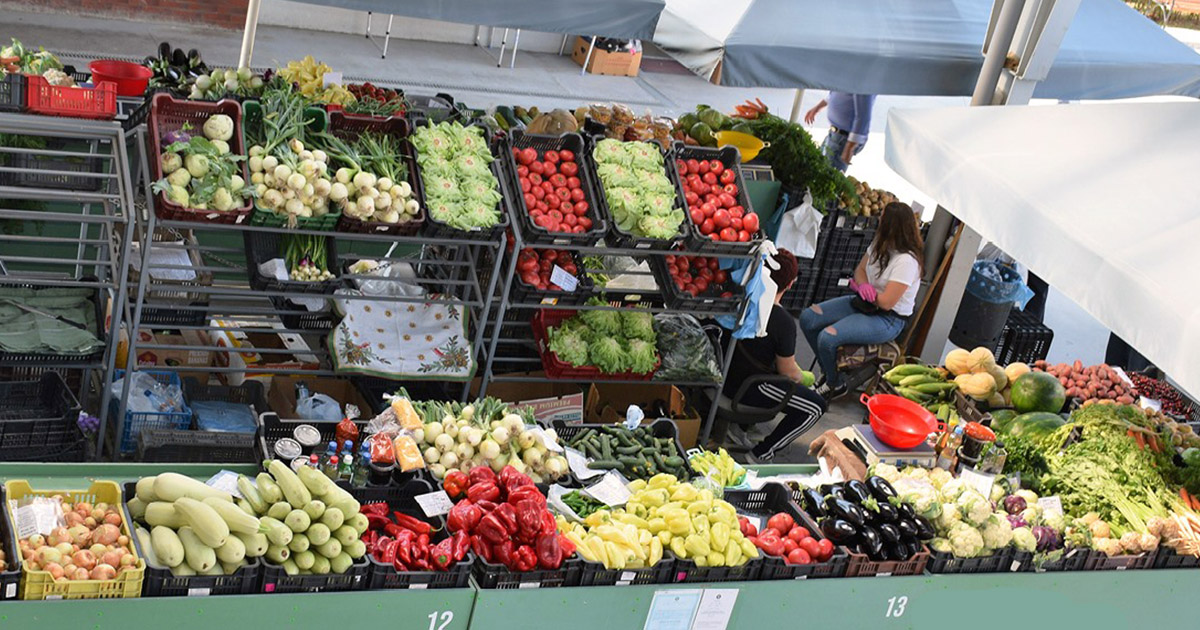 Piețele din Satu Mare, luate cu ASALT de poliție. FALȘI producători PRINȘI de oamenii legii