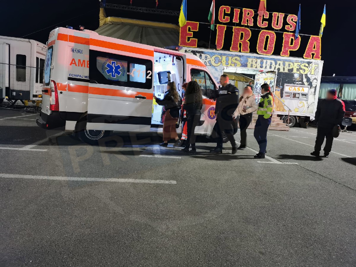 FOTOGALERIE. Accident la Circ, în Satu Mare. O acrobată a căzut de la înălțime