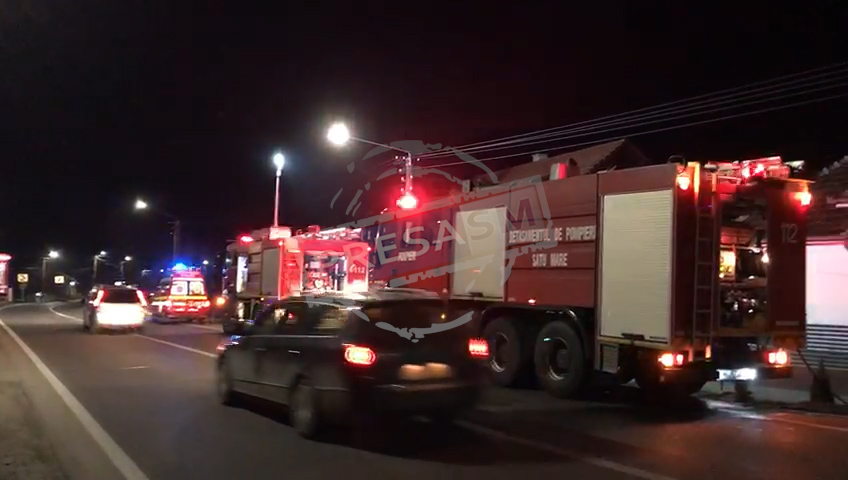 VIDEO. Incendiu în județ! Mobilizare a pompierilor și echipajelor medicale