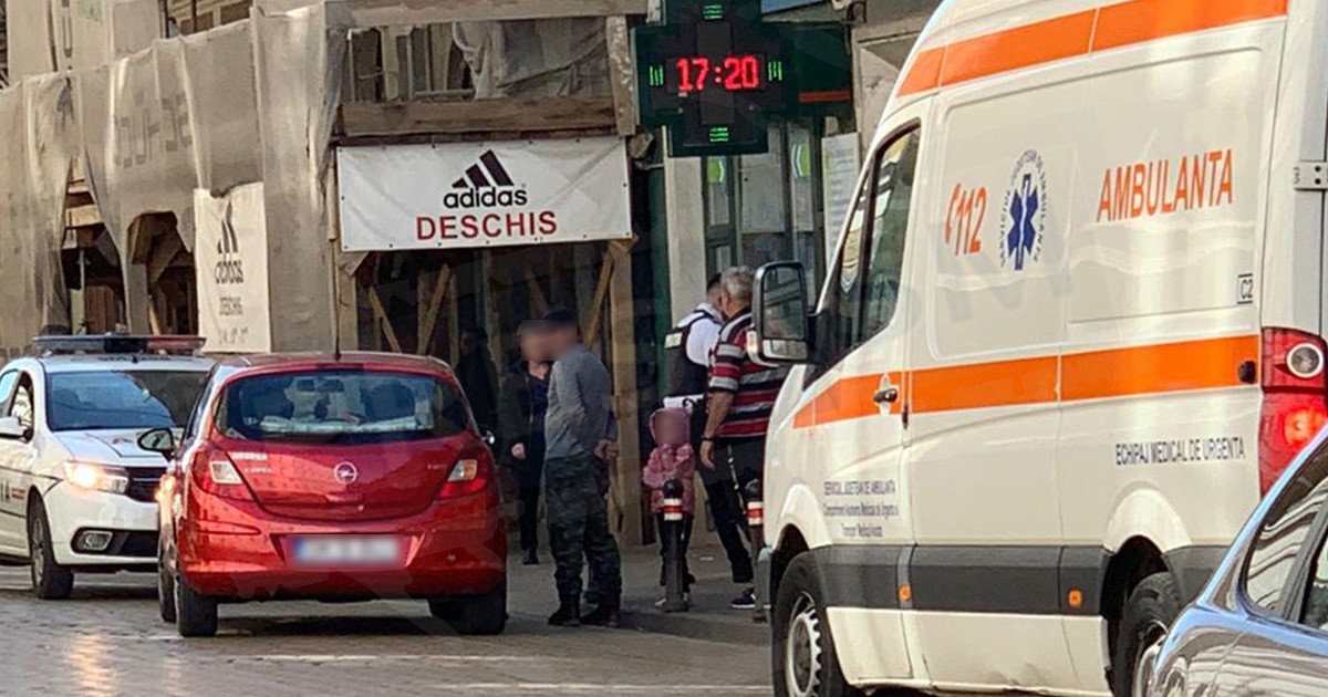 FOTOGALERIE. Doi minori acroșați de o mașină în centrul municipiului Satu Mare
