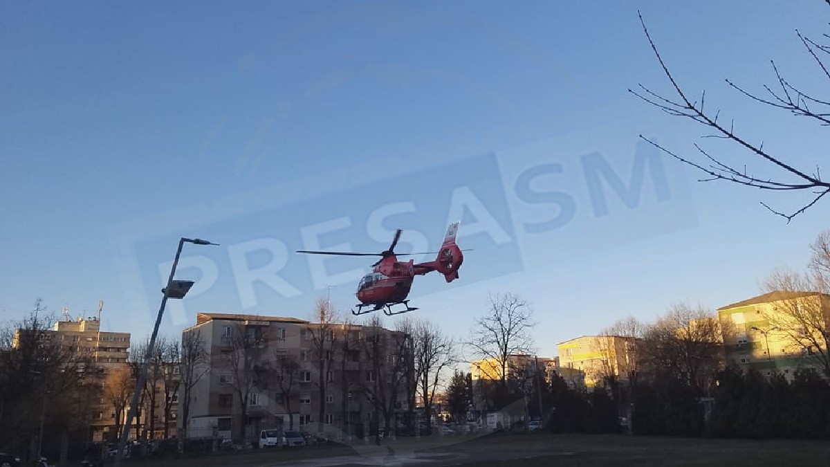 FOTO/VIDEO. Pacient transferat la Cluj. Medicii sătmăreni au solicitat elicopterul SMURD