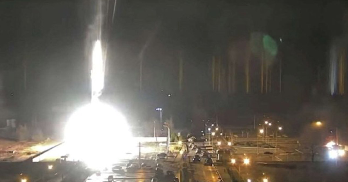 Ruşii au bombardat cea mai mare centrală nucleară din Europa. Incendiul a fost stins