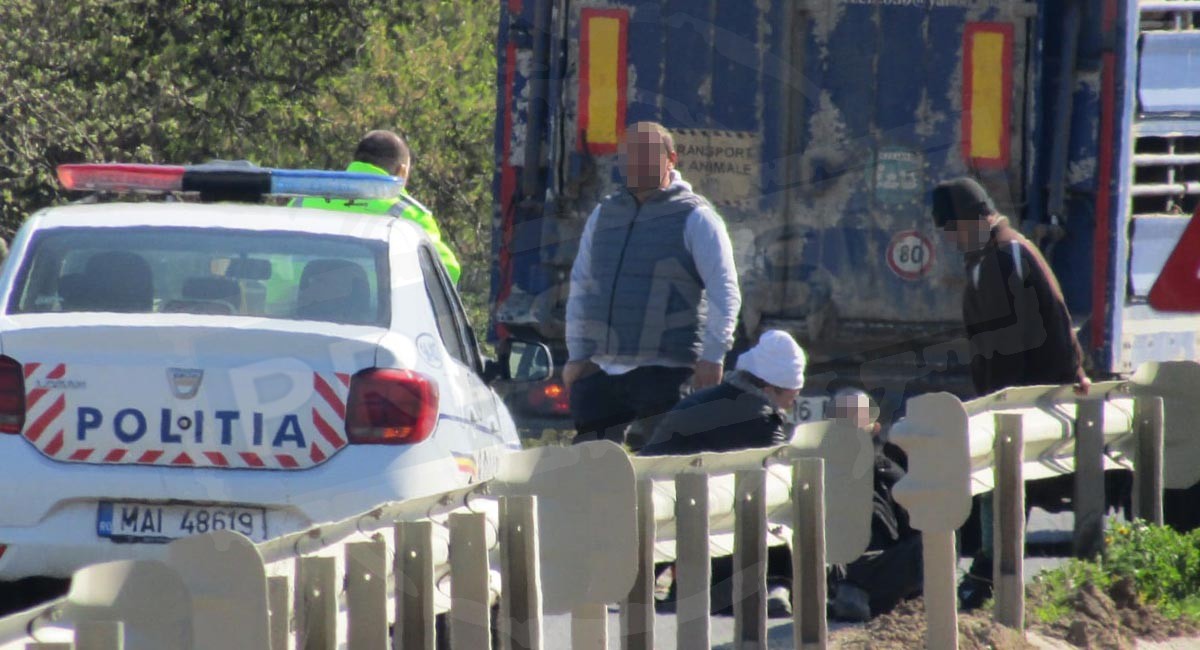 FOTO/VIDEO. Lovit de TIR în timp ce traversa drumul. Sătmăreanul a fost grav rănit