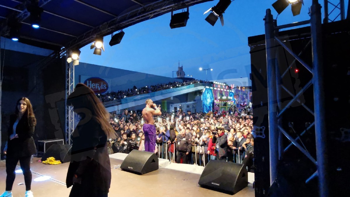 Concert exploziv Dorian Popa, în parcarea Shopping City Satu Mare. Azi, de la 20.00!