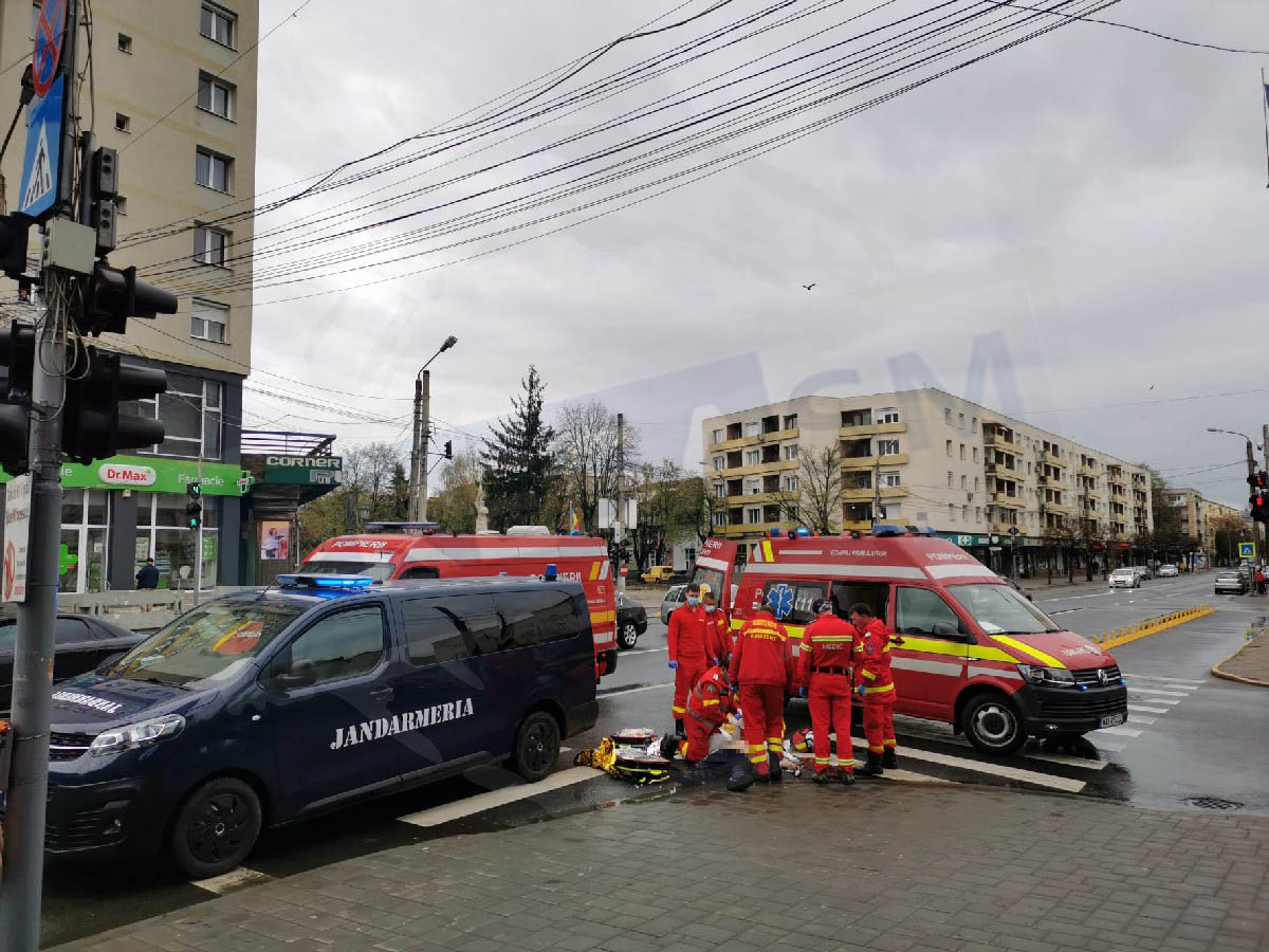 FOTO. Incident grav în centrul Sătmarului. Bărbat în stop cardio-respirator