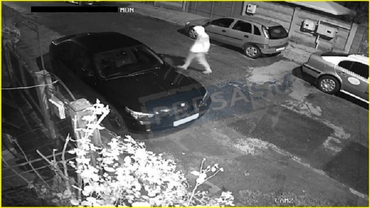 SATU MARE. Meșterul i-a luat soția clientului, apoi i-a distrus și mașina