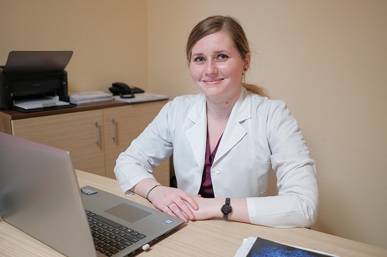 Tratați-vă pielea cu ajutorul unui specialist calificat, contactați dermatologul Clinicii Korall