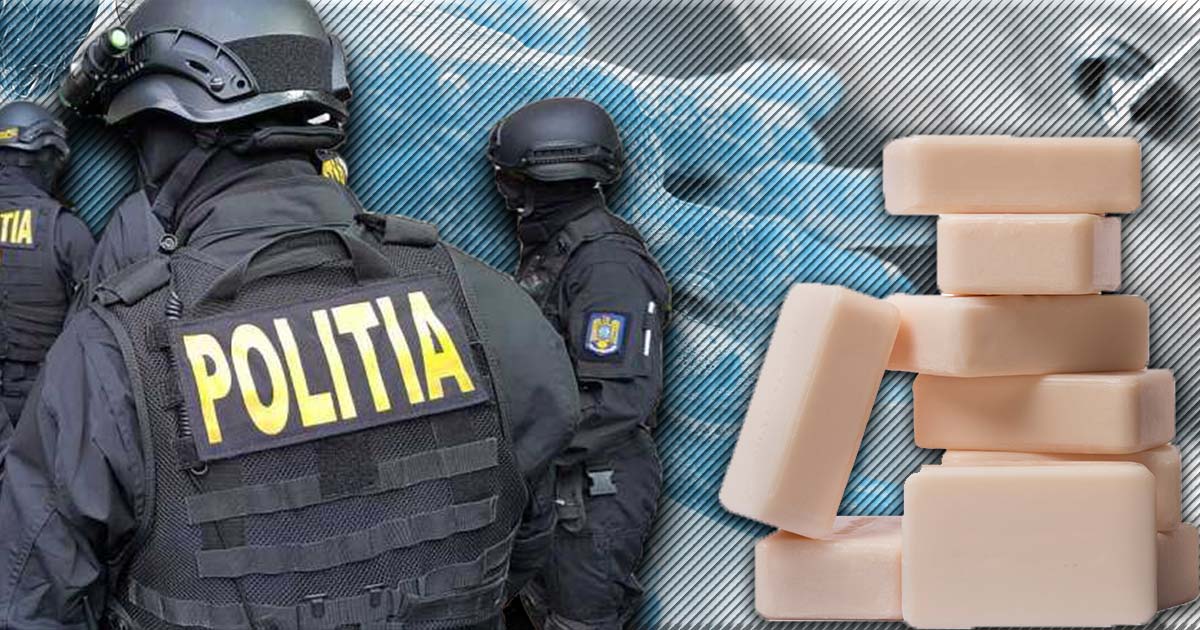 Agenți de trupe speciale din țară, puși să plătească "taxă de săpun". Totul s-a lăsat cu o anchetă internă