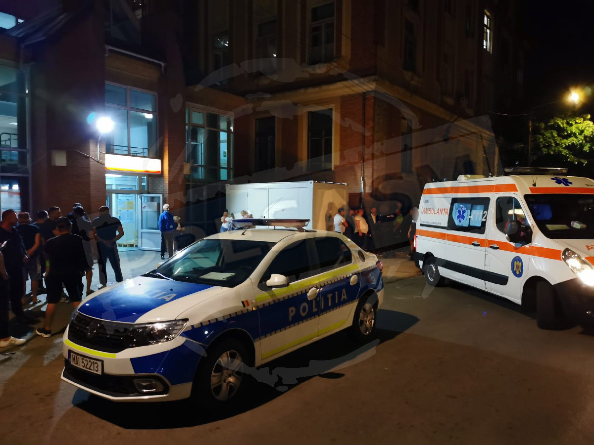 Sătmăreancă bătută într-un bar de fostul iubit. Chiar dacă avea interdicție să se apropie de ea