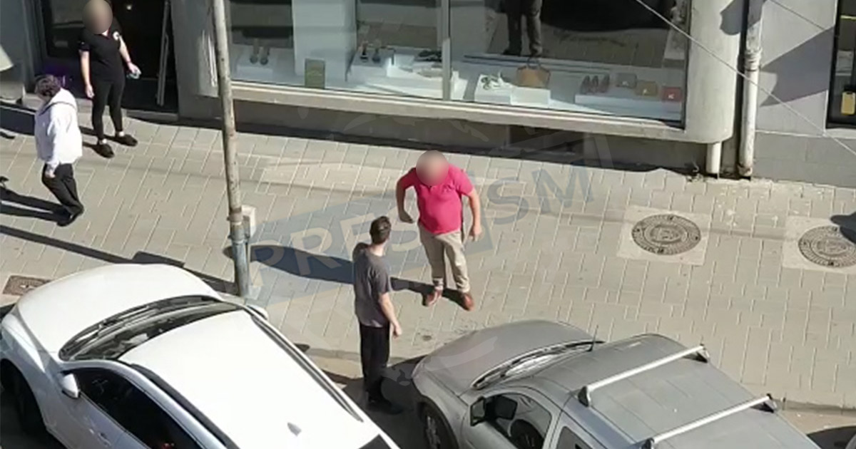 VIDEO. Scandal în centrul Sătmarului. Agresiune fizică și verbală după o dispută în trafic