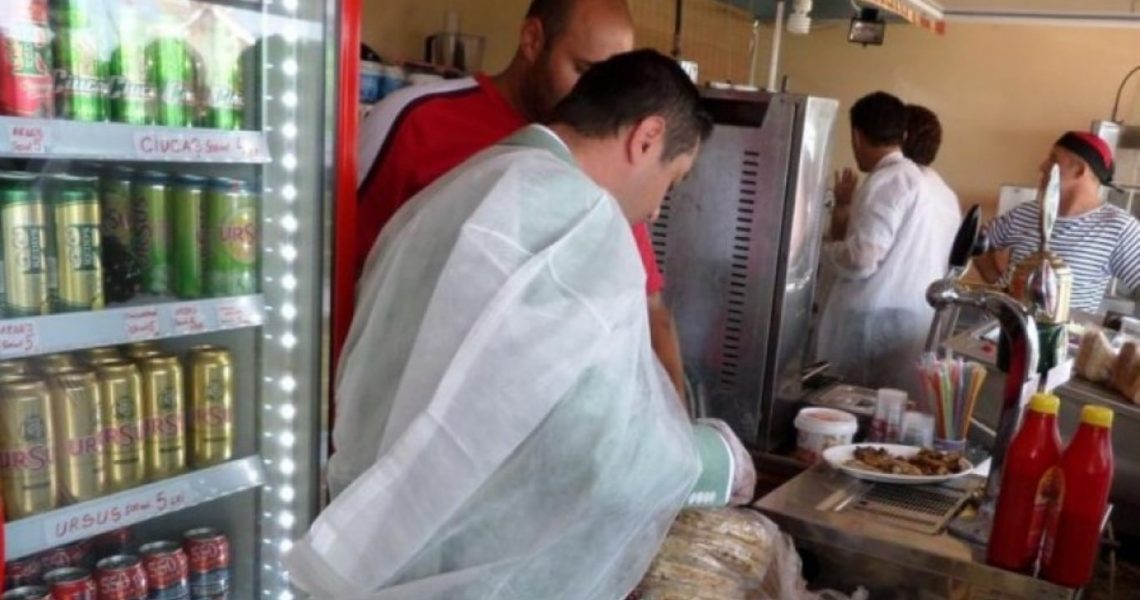 Controale la magazine înainte de sărbători. Amendă de 10.000 de lei la un supermarket din Satu Mare