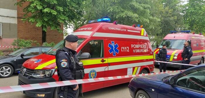 VIDEO. Tragedie la o fabrică de la limita județului Satu Mare. Un muncitor a murit după ce o bucată de lemn i-a străpuns abdomenul