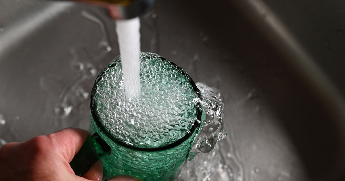 Într-un județ din vestul țării, mai multe localități vor avea apa potabilă raționalizată. Totul din cauza secetei