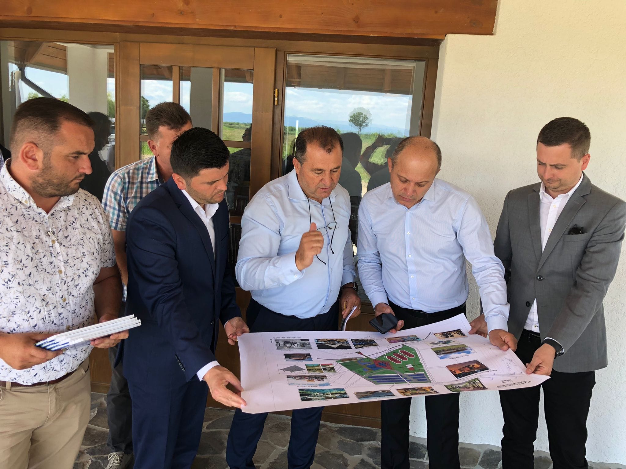 FOTO. Aquapark ultramodern în Odoreu! Ministrul Turismului a fost la fața locului