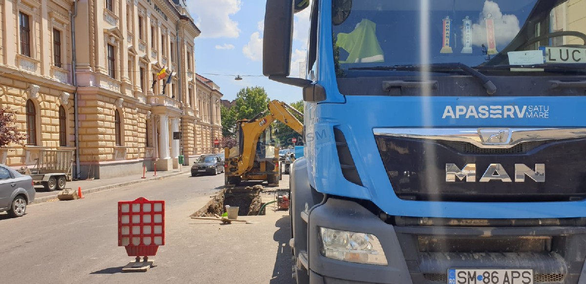 FOTOGALERIE. ALERTĂ. Crapă conductele de apă în tot municipiul Satu Mare
