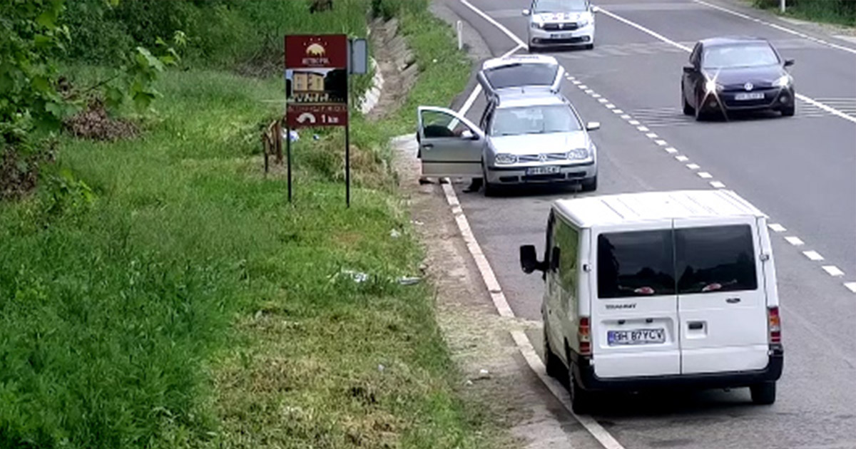 VIDEO. În județul vecin poți rămâne fără mașină dacă arunci mizeriile pe marginea drumului