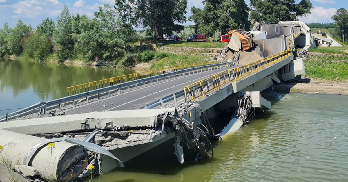 Dosar penal la DNA după prăbușirea podului de la Luțca