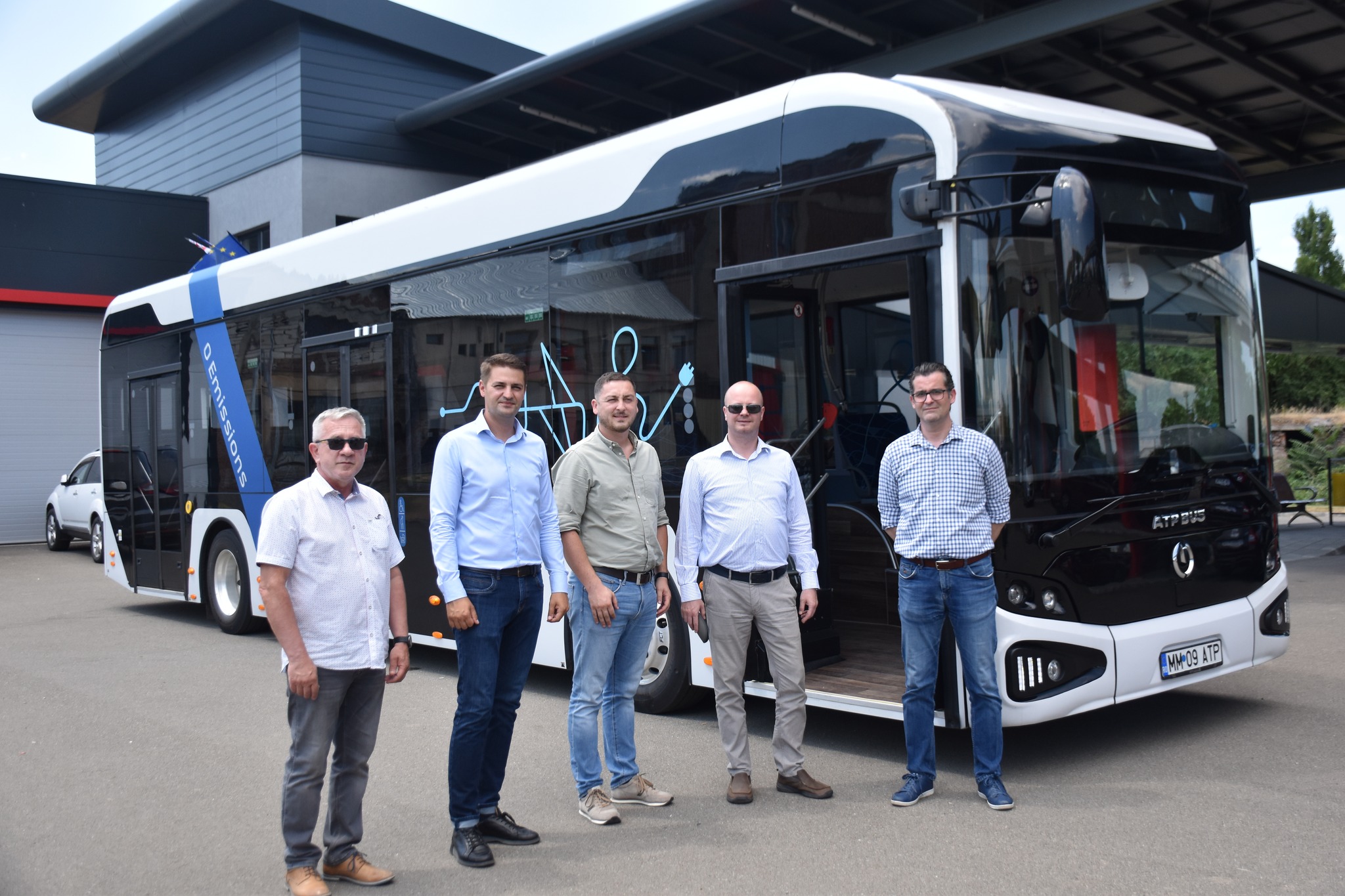 Fotógaléria. Szatmáron tesztelik az első teljes mértékben román gyártású elektromos autóbuszokat