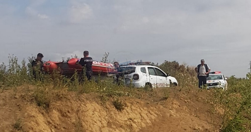 Fotók. Vízbe fulladt egy férfi Szatmárnémeti közelében
