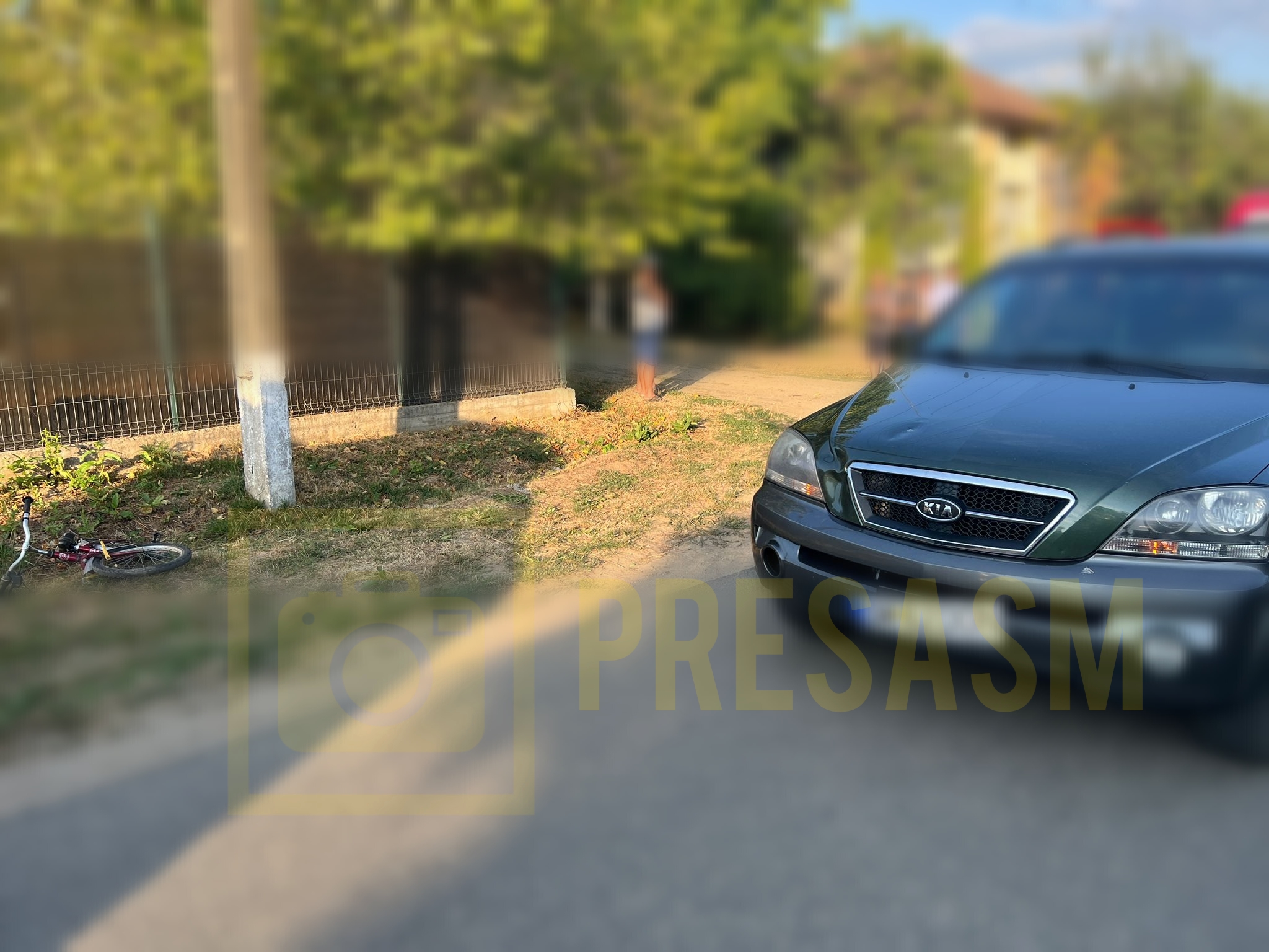 FOTO. Accident teribil în județ! Copilaș (7 ani) lovit de o mașină