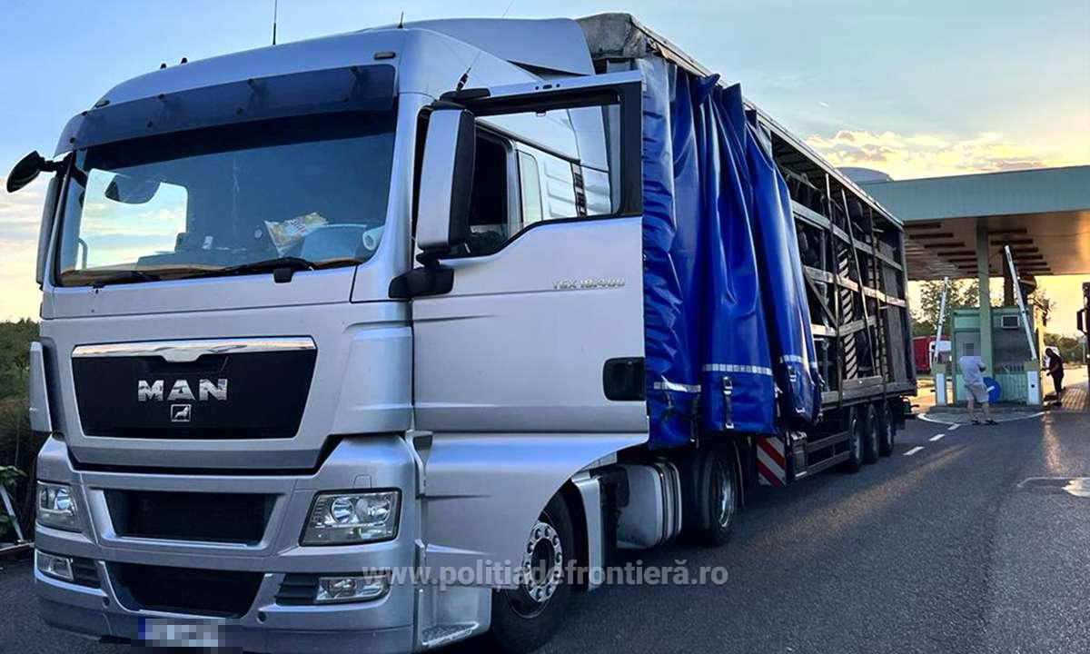 Tone de ”marfă” din Germania, interzise prin Vama Petea. Întoarse spre Ungaria