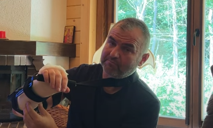 VIDEO. Mărturia unui sătmărean: ”Medici de la o clinică privată din Satu Mare mi-au distrus mâna”